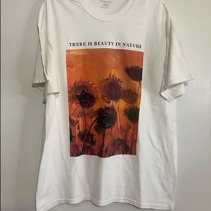 UO t shirt L/XL oversized